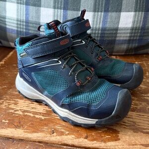 KEEN MID WANDURO WATERPROOF BOOT LITTLE KIDS 13